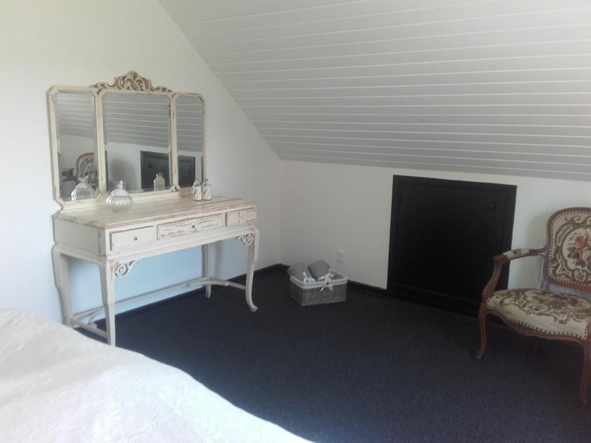 Nilles Bed & Breakfast Olgod Номер фото